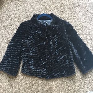 Faux fur cropped jacket